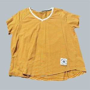 Tommy Hilfiger Women's mustard Yellow stripes v neck sport large athlete